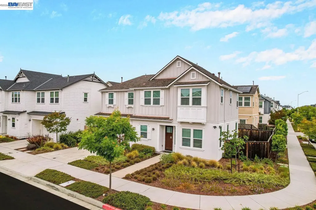 8315 Bluff Way Newark CA 94560