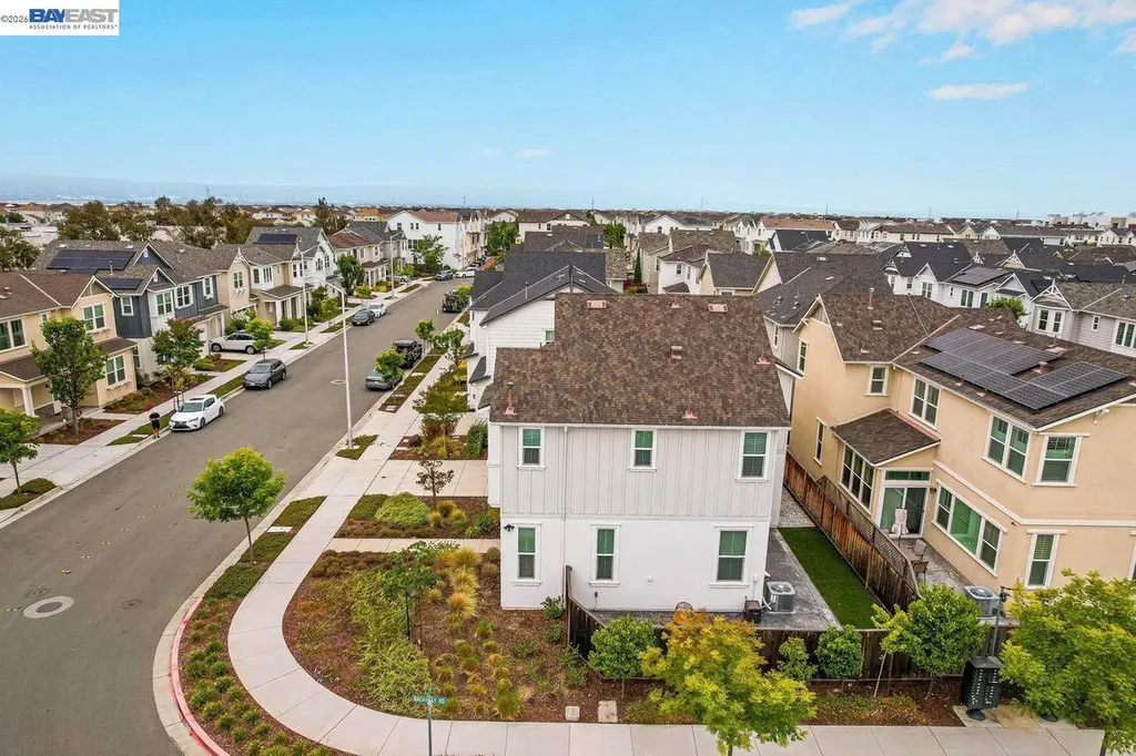 8315 Bluff Way Newark CA 94560