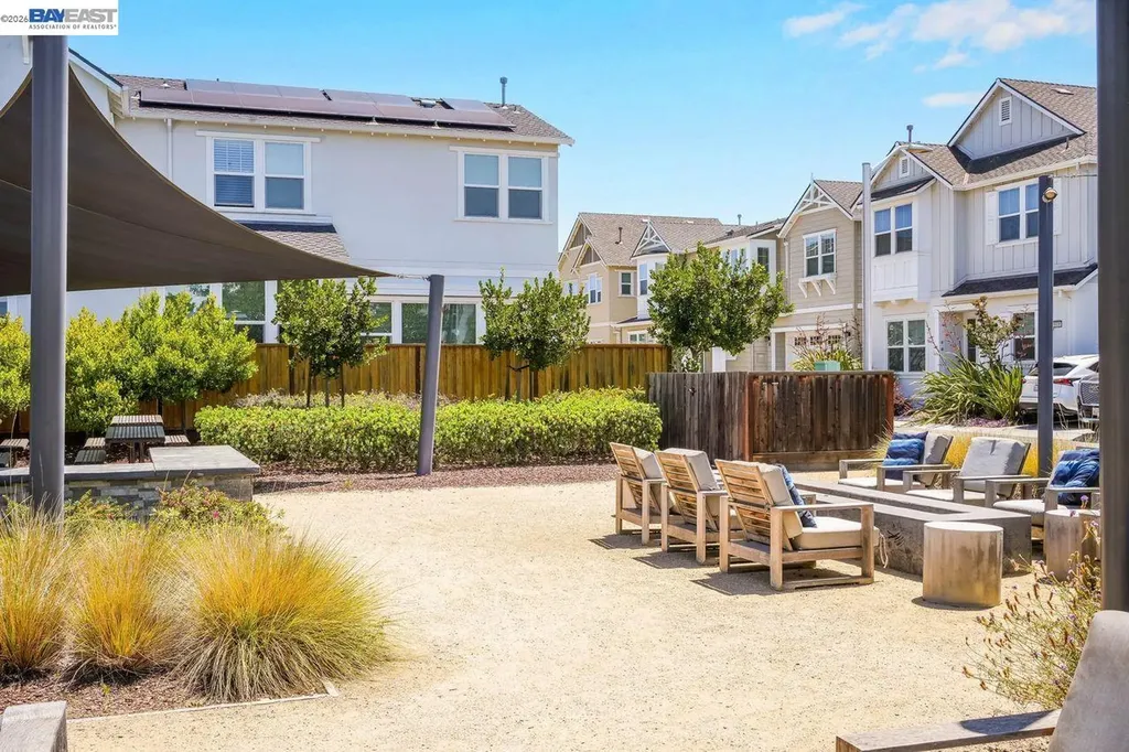 8315 Bluff Way Newark CA 94560