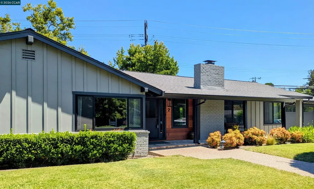 2 Estabueno Drive Orinda CA 94563