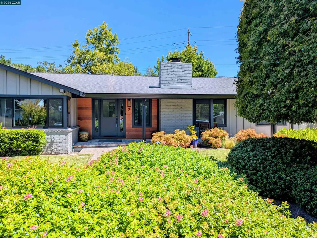 2 Estabueno Drive Orinda CA 94563