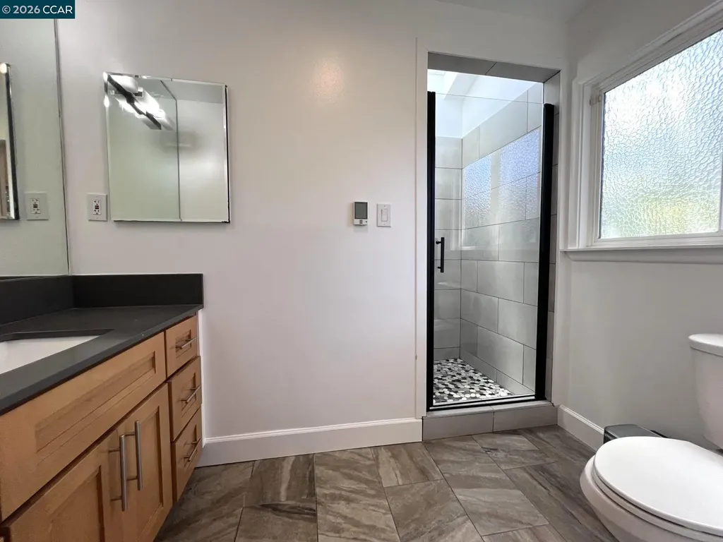 2 Estabueno Drive Orinda CA 94563