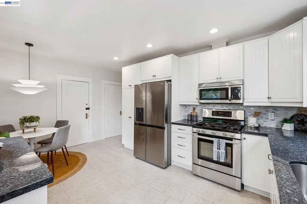 1827 Santa Clara Avenue Alameda CA 94501