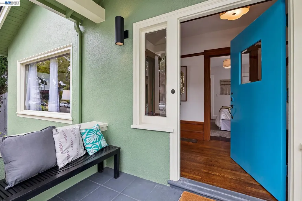 1827 Santa Clara Avenue Alameda CA 94501