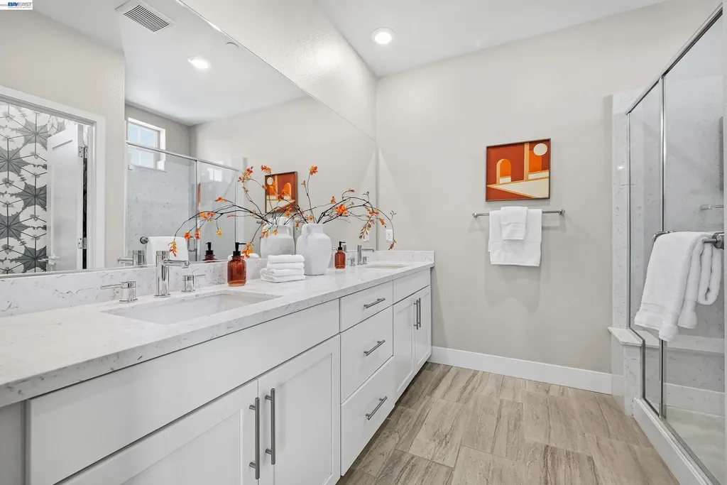 8625 Seawind Way Newark CA 94560