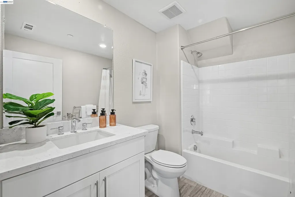 8625 Seawind Way Newark CA 94560