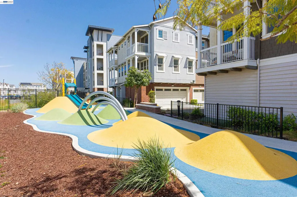 8625 Seawind Way Newark CA 94560