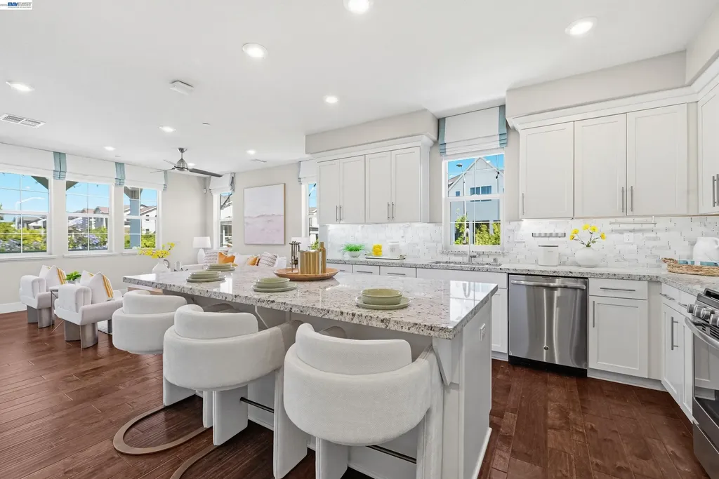 8625 Seawind Way Newark CA 94560