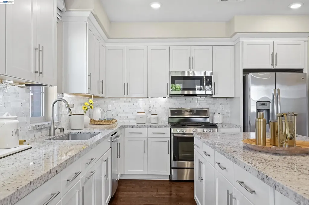 8625 Seawind Way Newark CA 94560