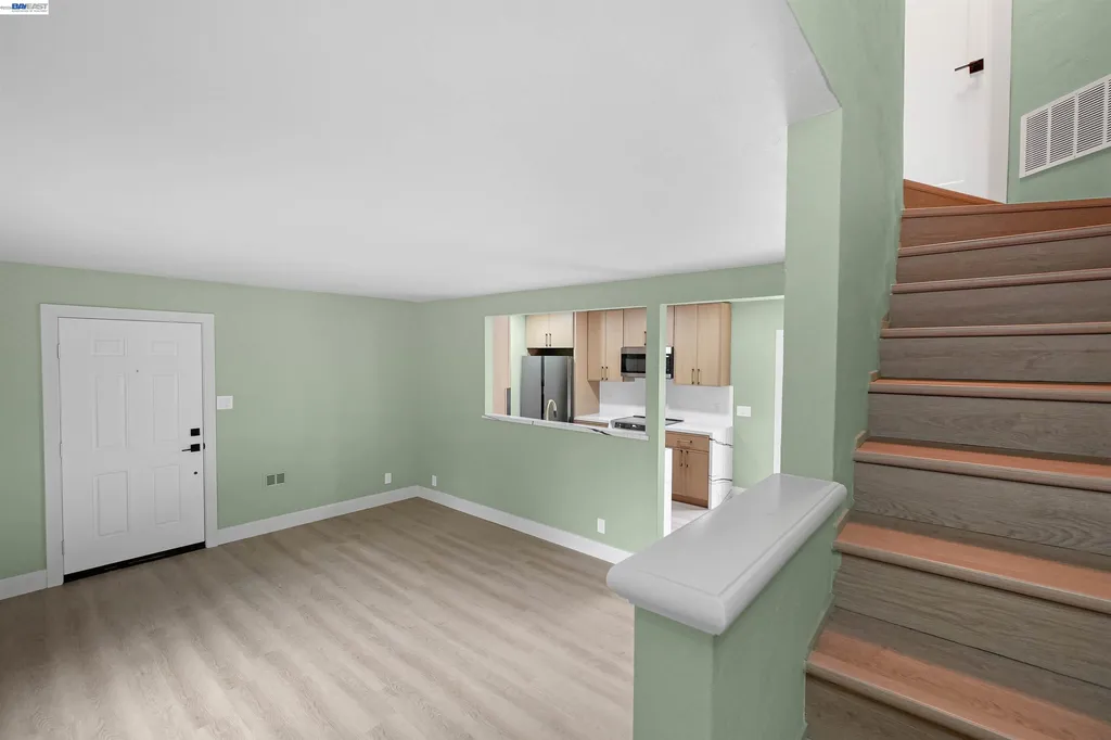 13556 Bancroft Avenue San Leandro CA 94578