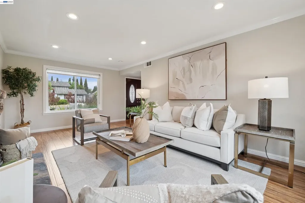 37842 Dahlia Drive Newark CA 94560