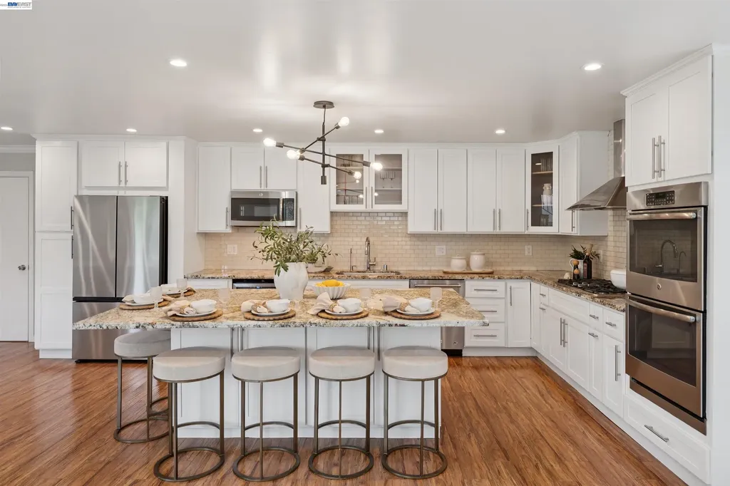 37842 Dahlia Drive Newark CA 94560