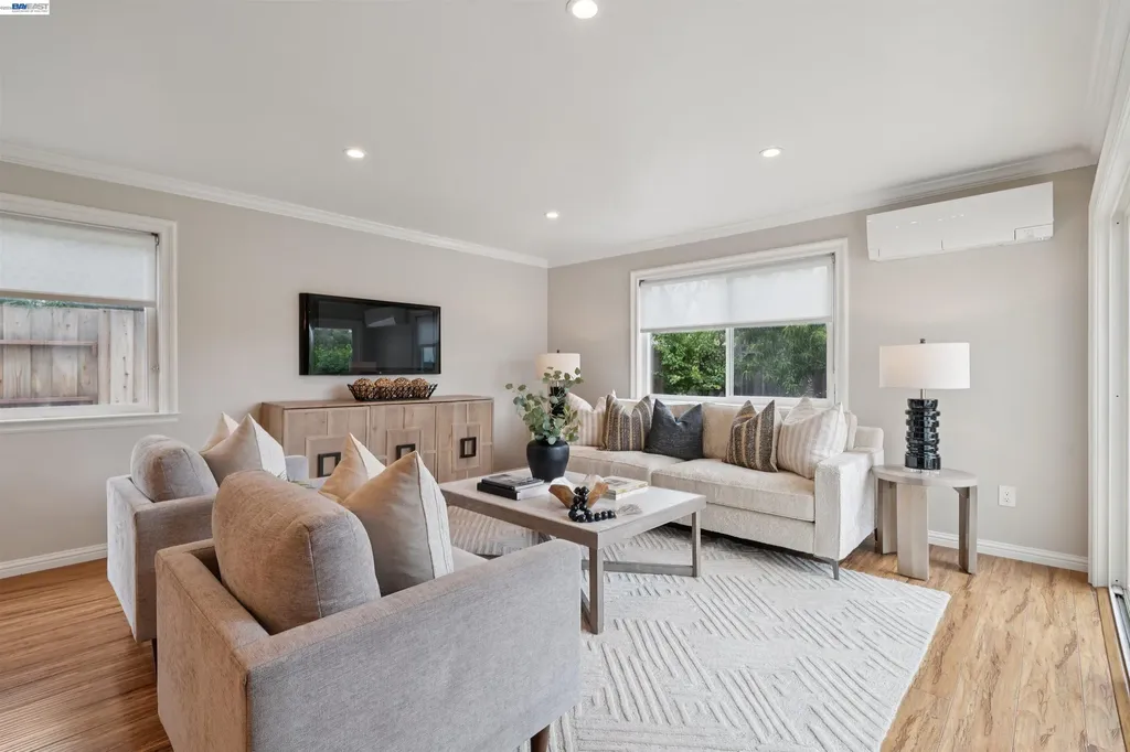37842 Dahlia Drive Newark CA 94560