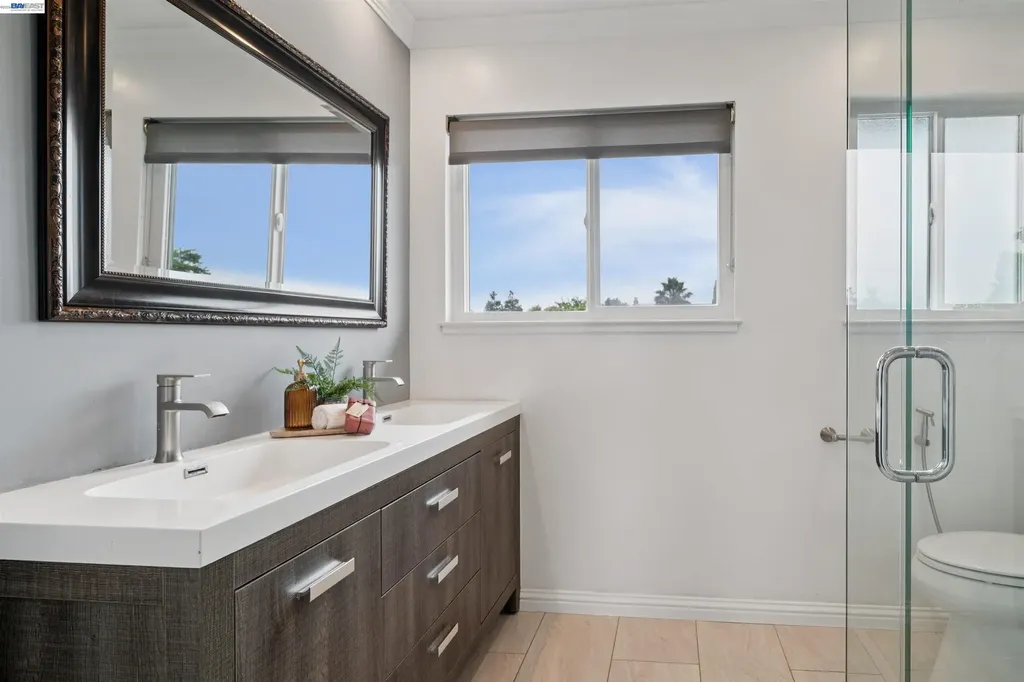 37842 Dahlia Drive Newark CA 94560