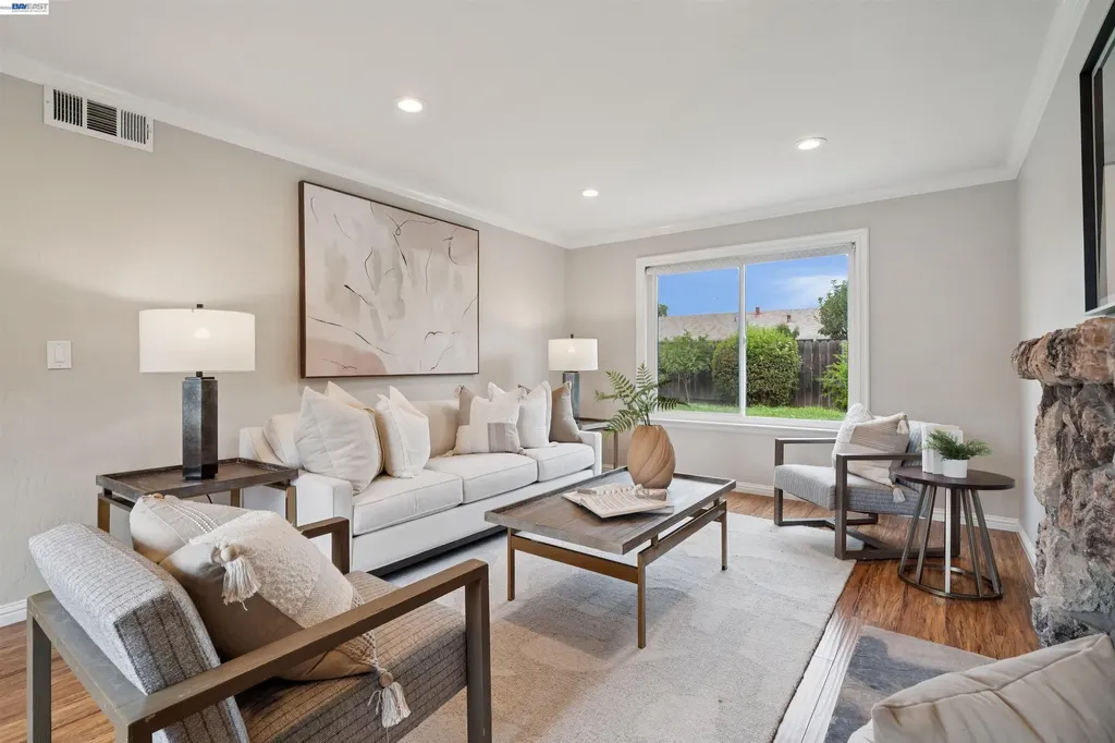 37842 Dahlia Drive Newark CA 94560