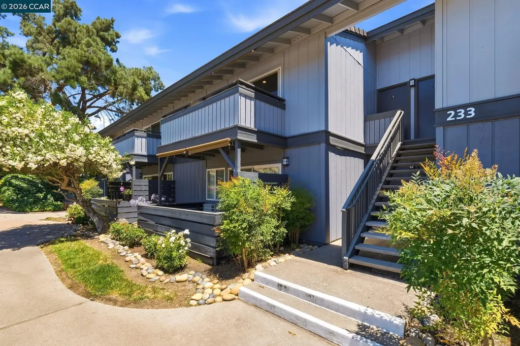 233 Masters Court Walnut Creek CA 94598