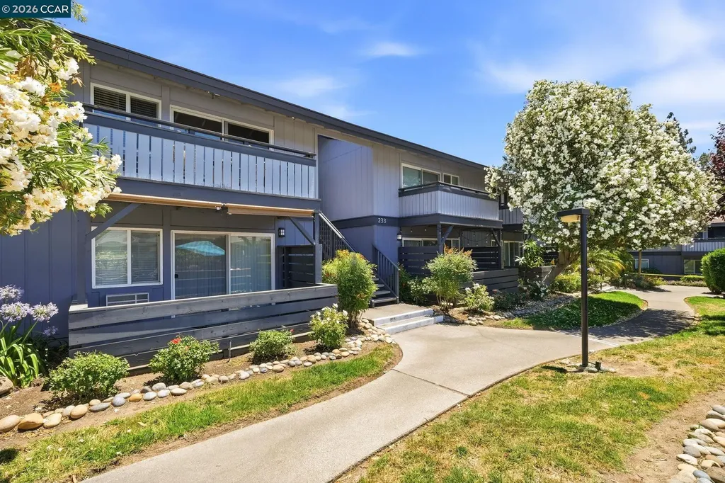 233 Masters Court Walnut Creek CA 94598