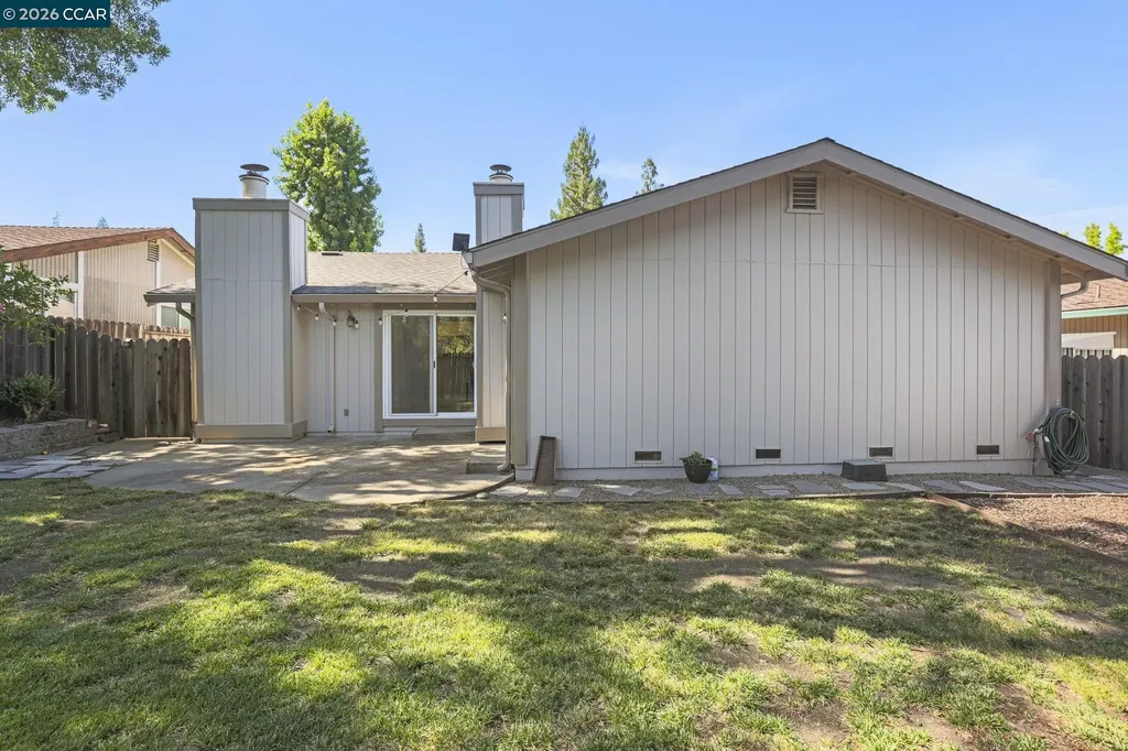 1431 Ridgewood Drive Martinez CA 94553