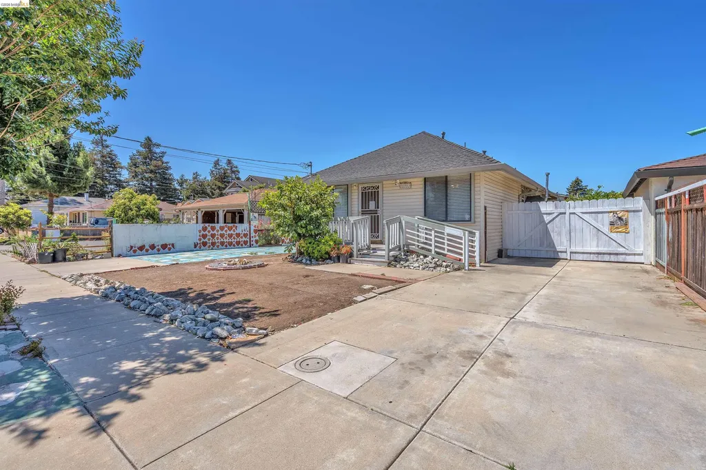 36863 Elm Street Newark CA 94560