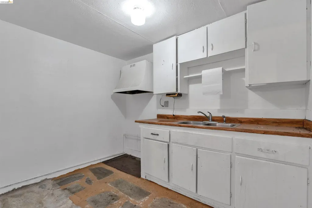 36863 Elm Street Newark CA 94560
