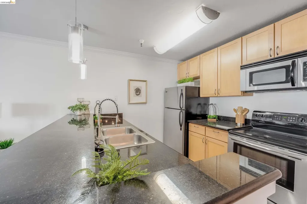 6400 Christie Avenue Emeryville CA 94608
