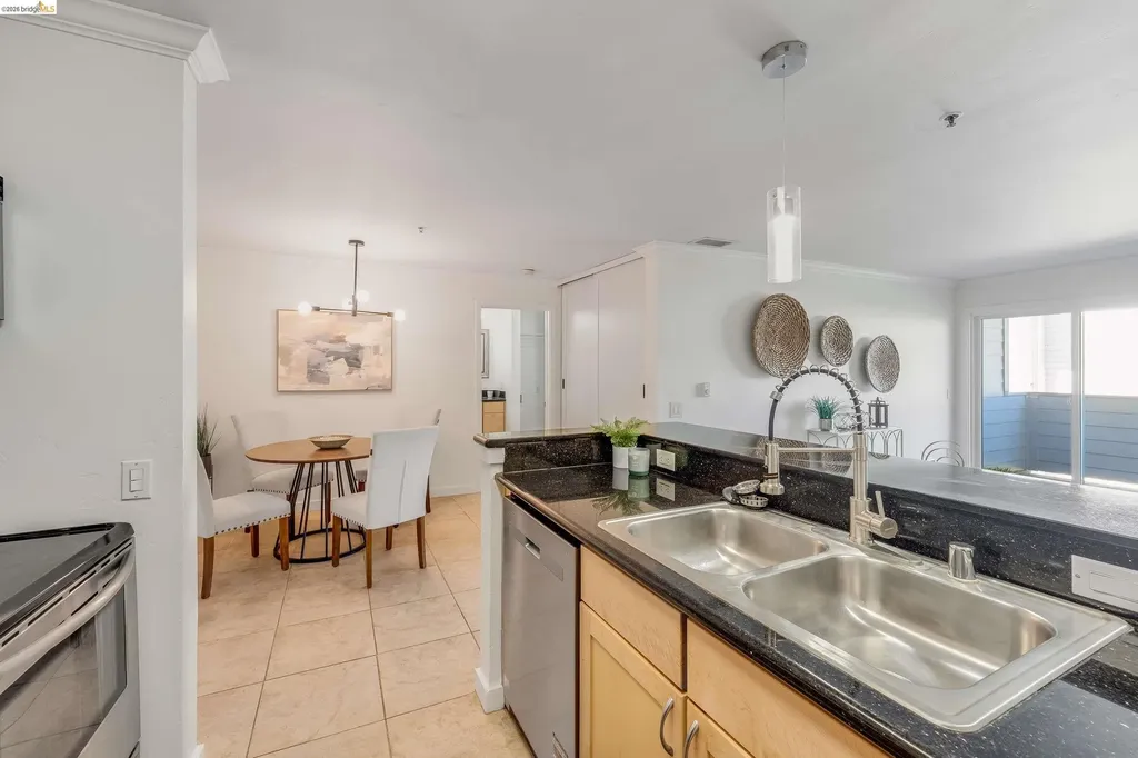 6400 Christie Avenue Emeryville CA 94608