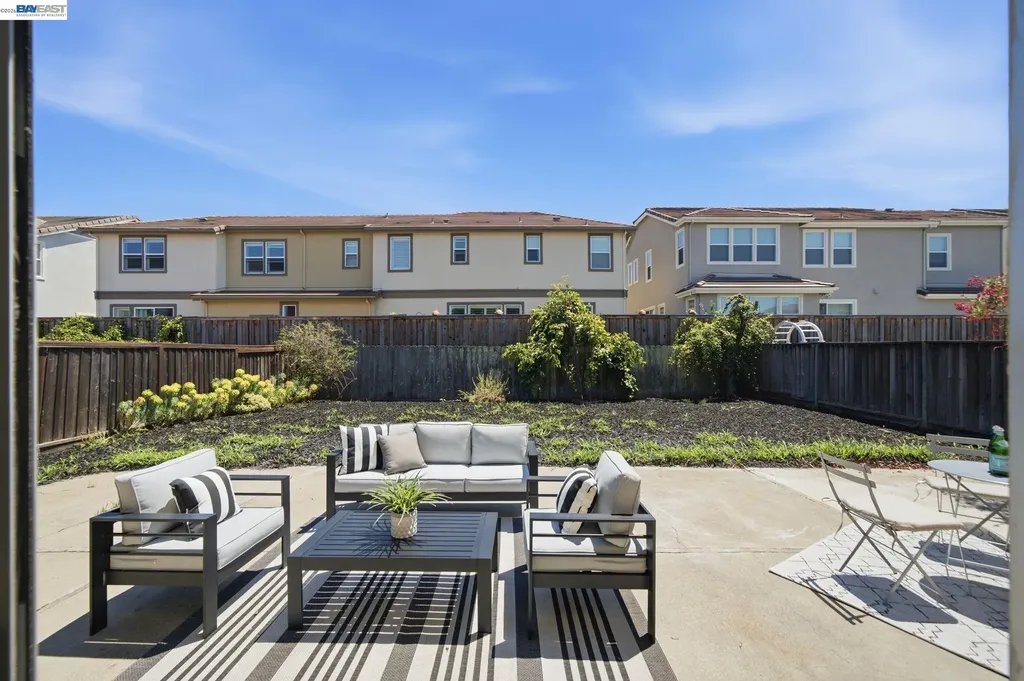 1132 Fabian Way Hayward CA 94544