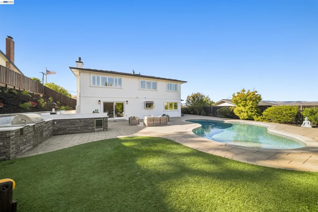 7420 Hansen Drive Dublin CA 94568
