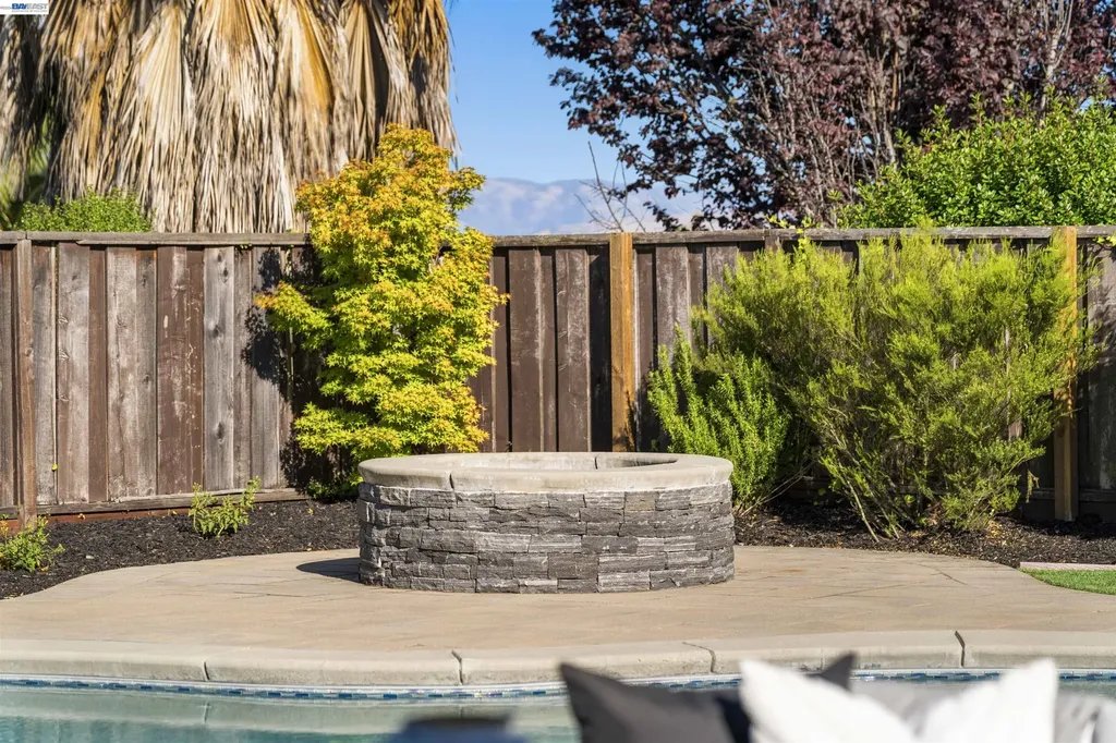 7420 Hansen Drive Dublin CA 94568