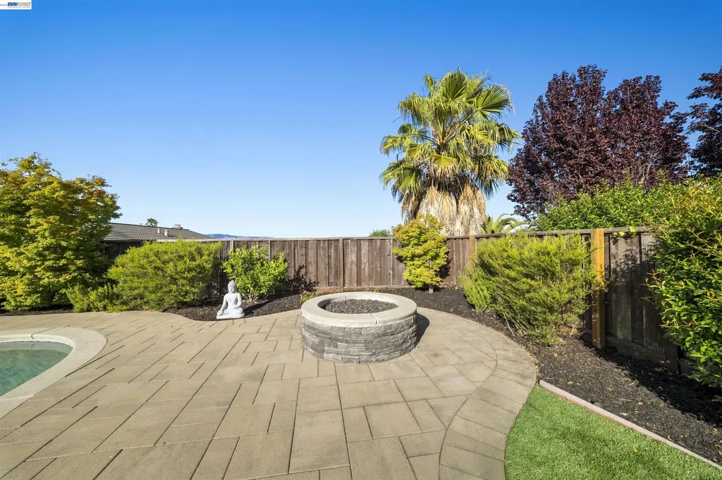7420 Hansen Drive Dublin CA 94568