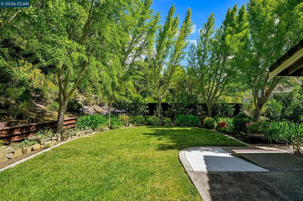 11334 Village View Court Dublin CA 94568