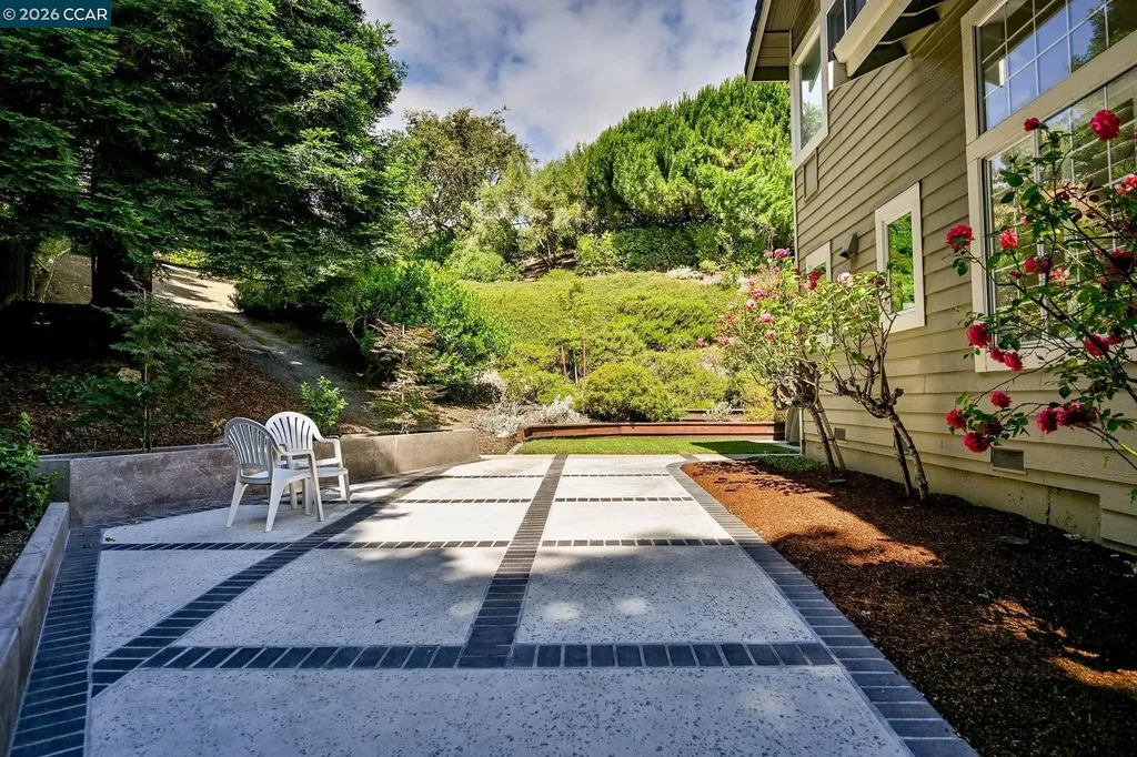 11334 Village View Court Dublin CA 94568