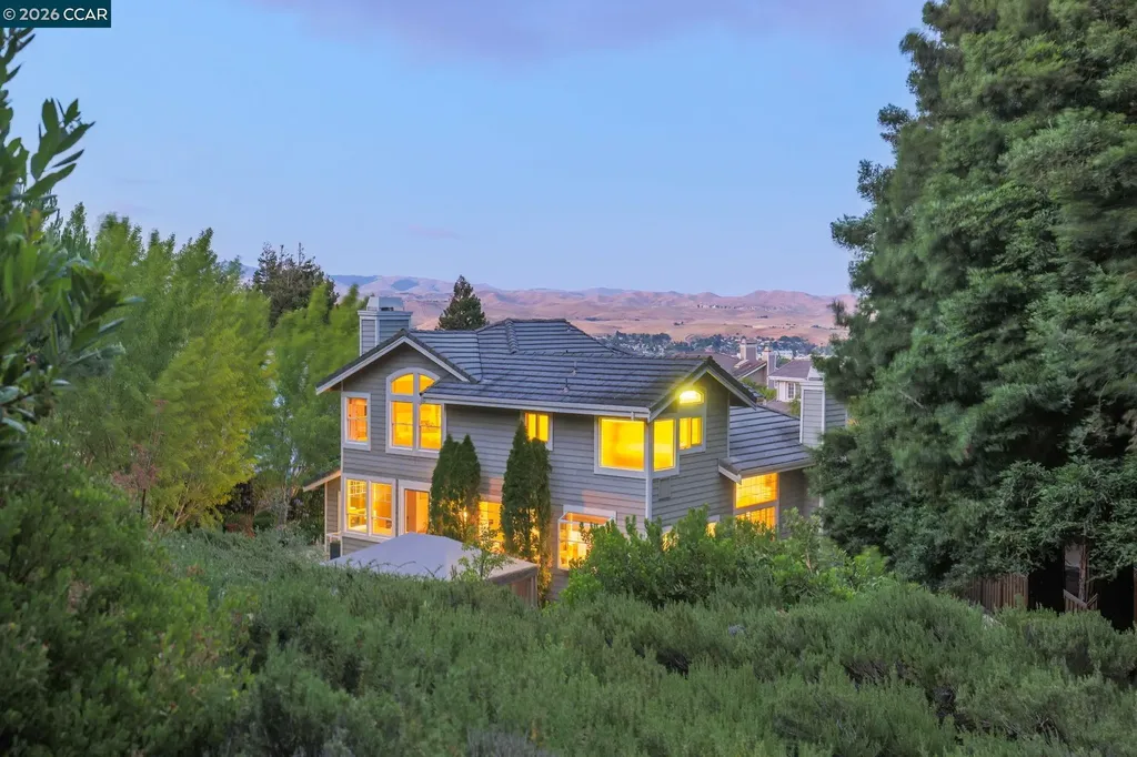 11334 Village View Court Dublin CA 94568