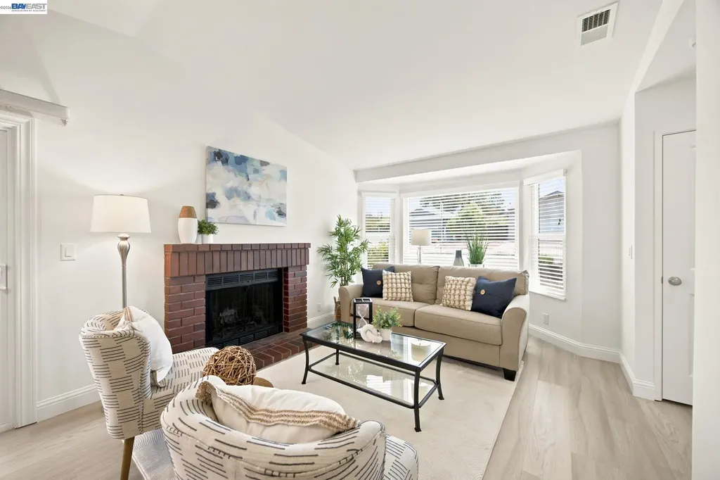 3747 Vineyard Avenue Pleasanton CA 94566