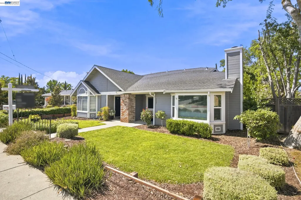 3747 Vineyard Avenue Pleasanton CA 94566