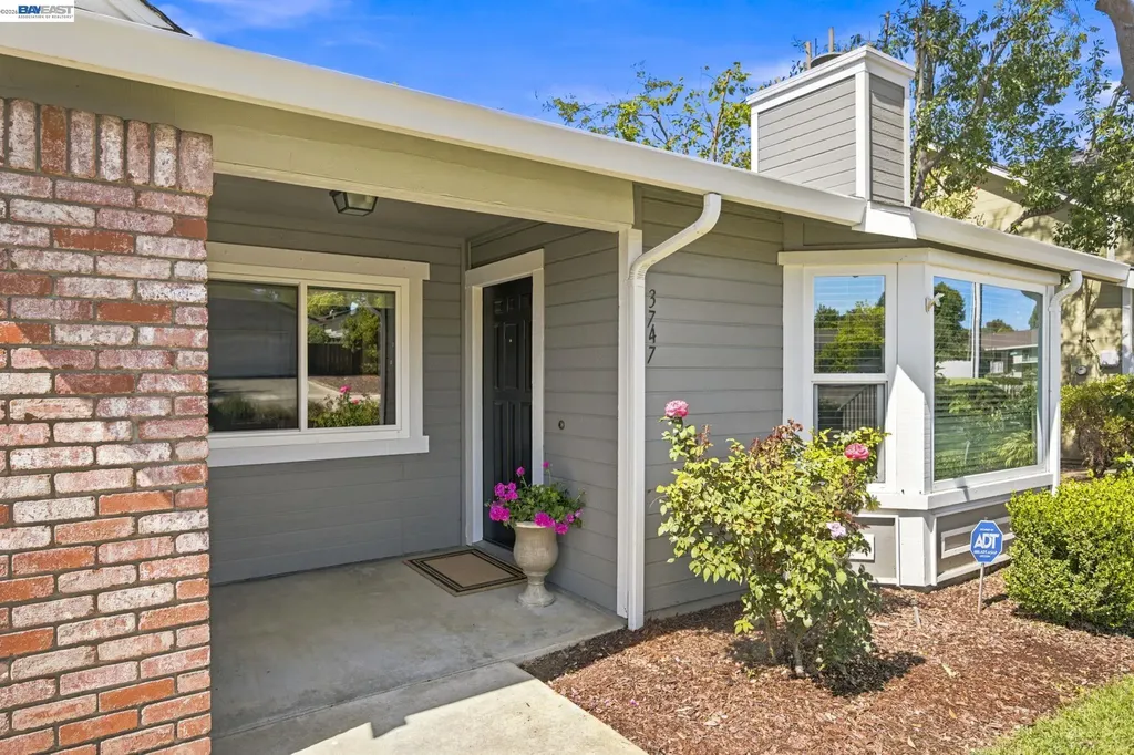 3747 Vineyard Avenue Pleasanton CA 94566