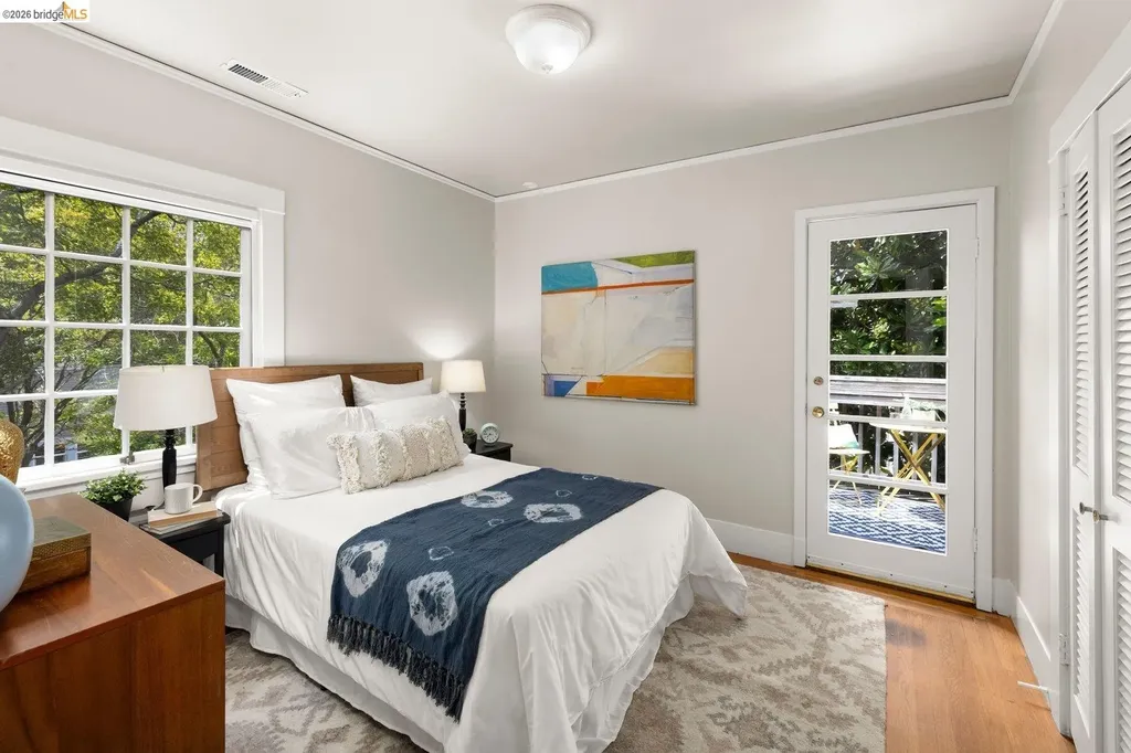 2633 Regent Street Berkeley CA 94704