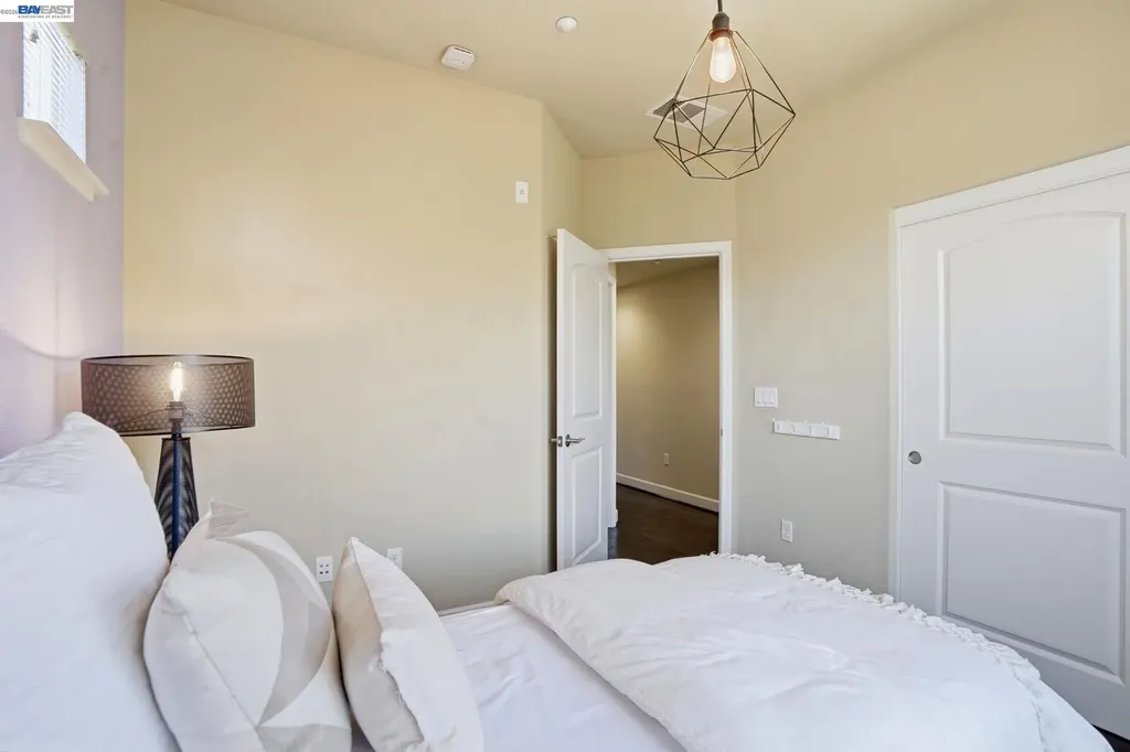 674 Selby Lane Livermore CA 94551