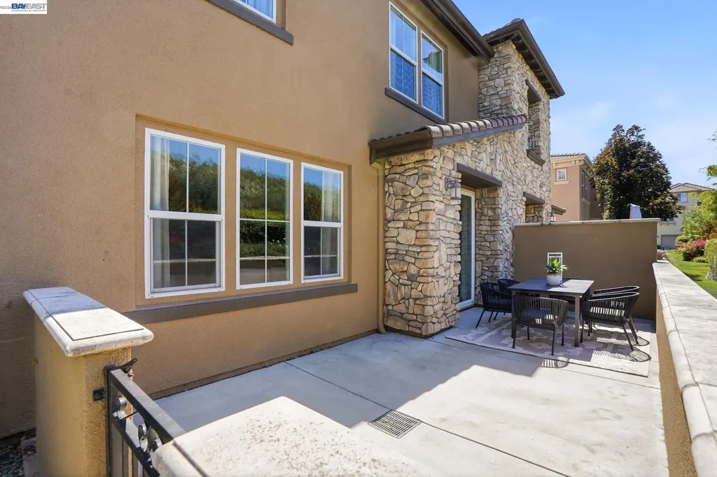 674 Selby Lane Livermore CA 94551
