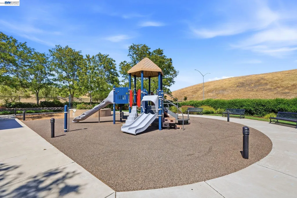 674 Selby Lane Livermore CA 94551