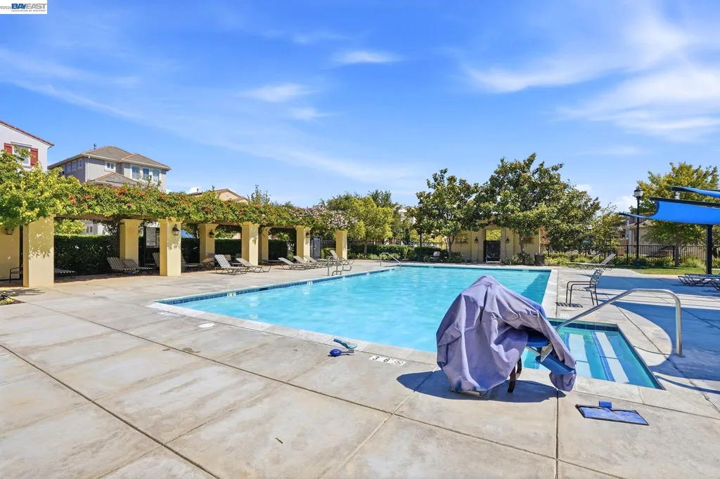 674 Selby Lane Livermore CA 94551