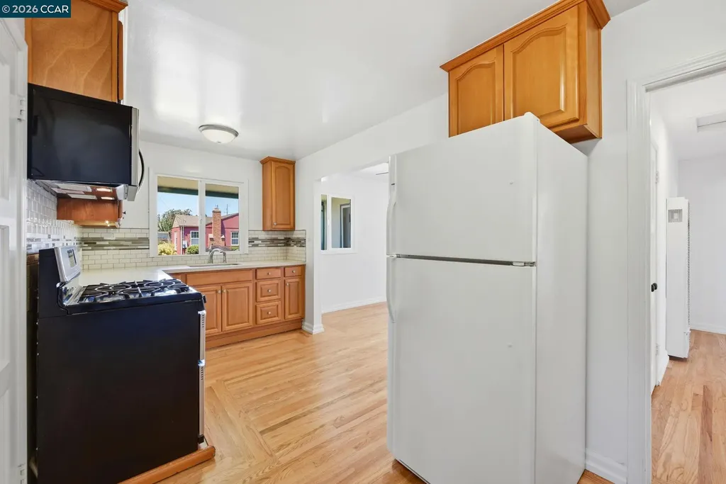 2305 Star Avenue Castro Valley CA 94546