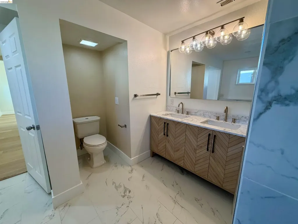 1327 Ward Street Berkeley CA 94702