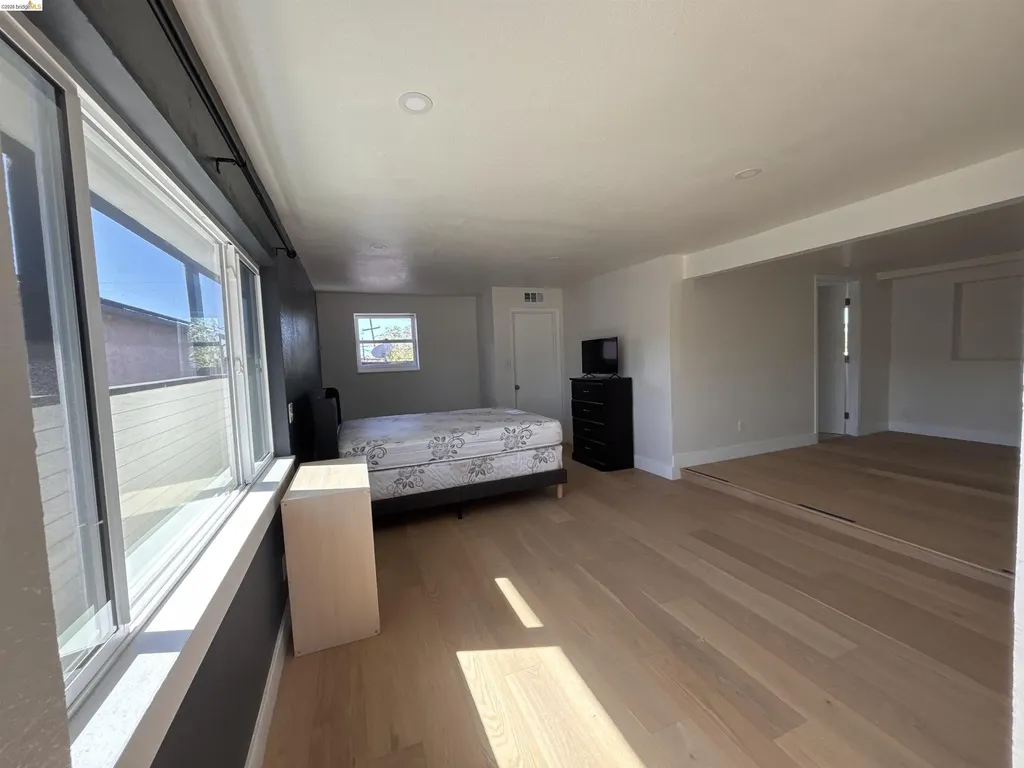 1327 Ward Street Berkeley CA 94702
