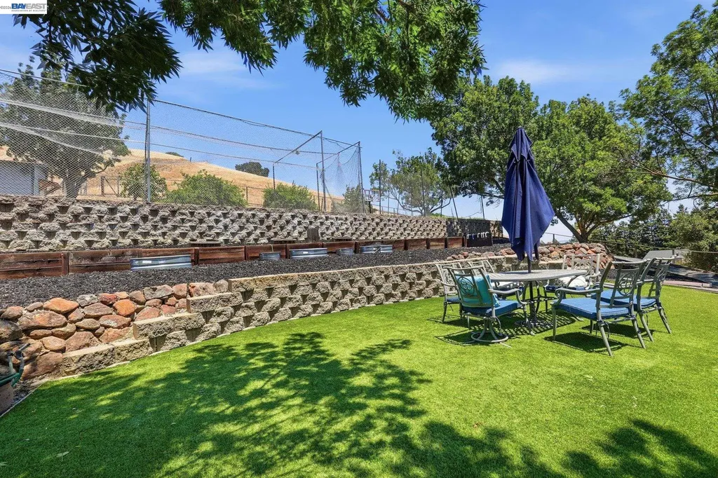 2390 Reliez Valley Road Martinez CA 94553