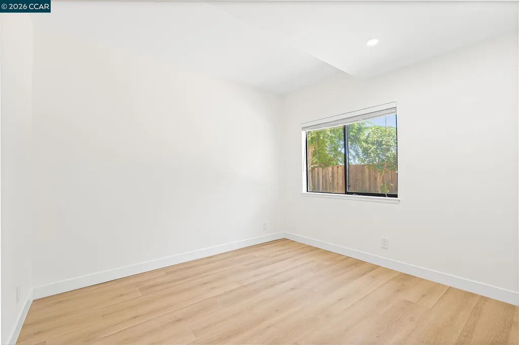 2542 Mockingbird Hill Road Walnut Creek CA 94597
