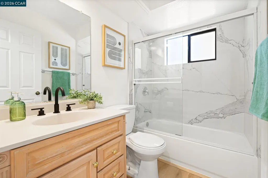 2542 Mockingbird Hill Road Walnut Creek CA 94597