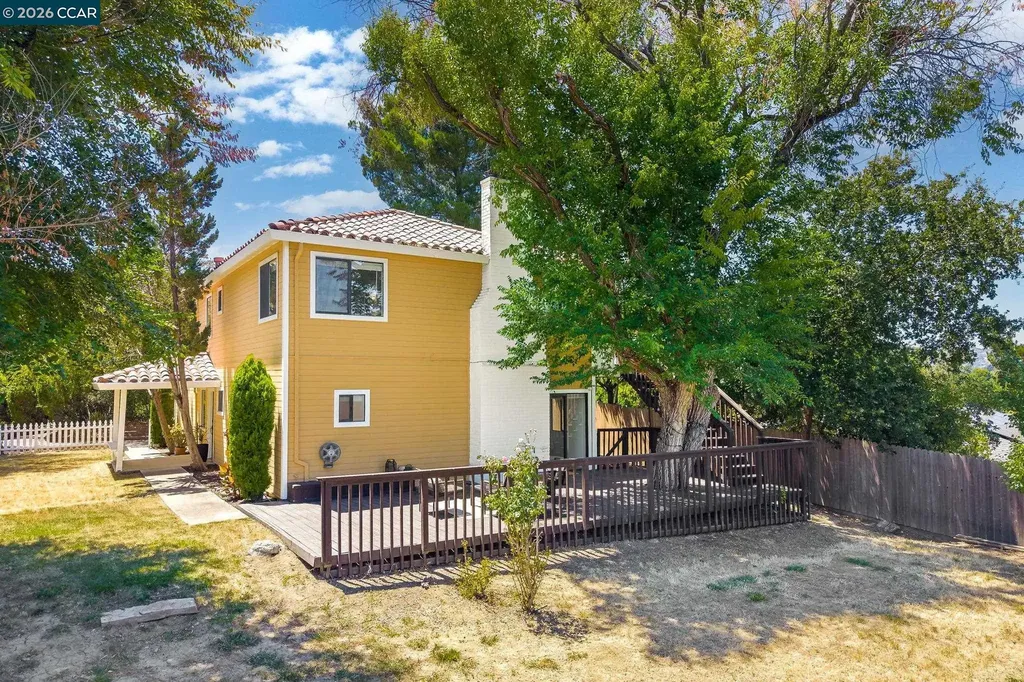 2542 Mockingbird Hill Road Walnut Creek CA 94597