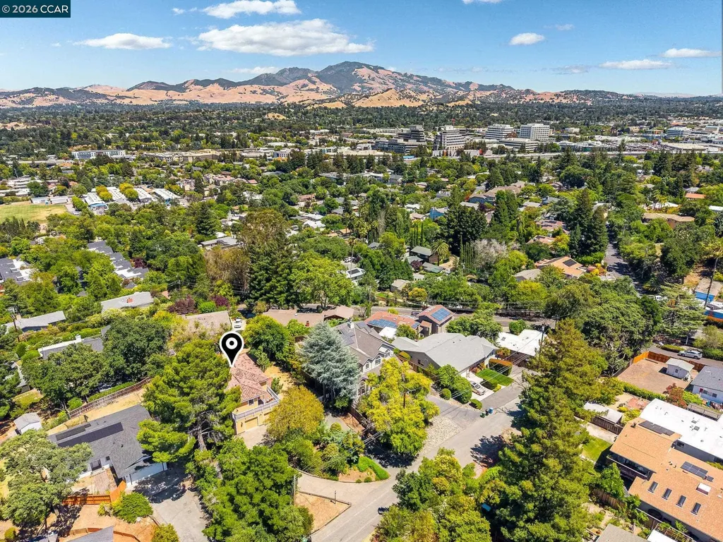 2542 Mockingbird Hill Road Walnut Creek CA 94597