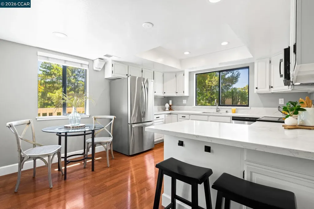 2542 Mockingbird Hill Road Walnut Creek CA 94597